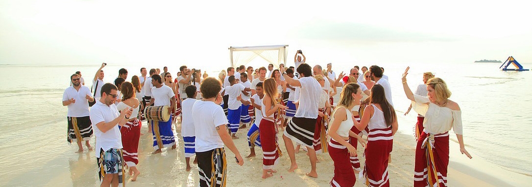 馬爾地夫旅遊-艾亞達島-跳舞
