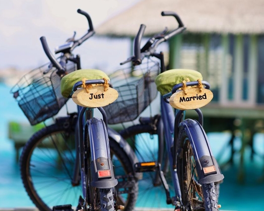 馬爾地夫旅遊-第六感拉鉧渡假村-腳踏車