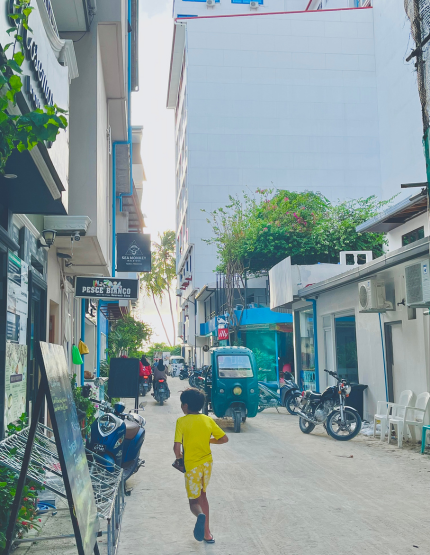 桃園→吉隆坡→馬爾地夫→酒店Check In→居民島上自由活動