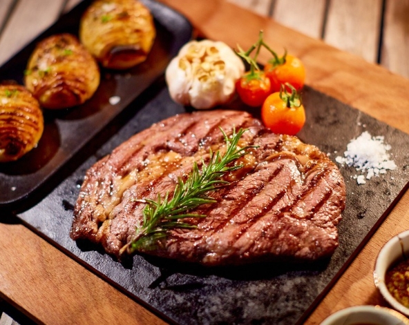 一島一飯店水上屋自由活動 (AI 餐飲酒水全包方案)