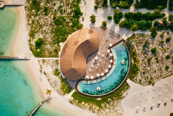 度假島享受餐飲酒水全包→退房→機場島→吉隆坡→過境旅館住宿