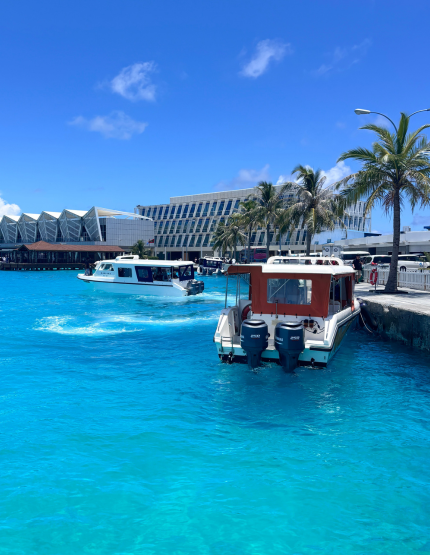 台北→新加坡→馬列機場→快艇前往居民島