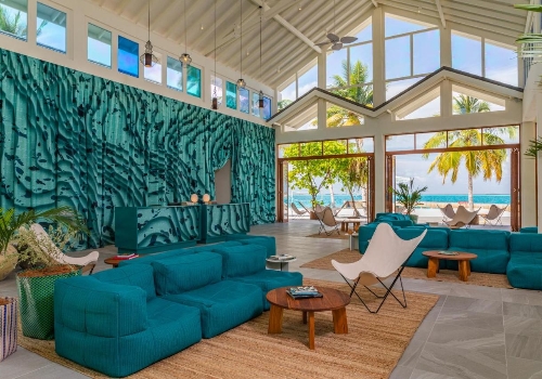 渡假島自由活動 (泳池水上屋、FB+用餐軟性飲料)