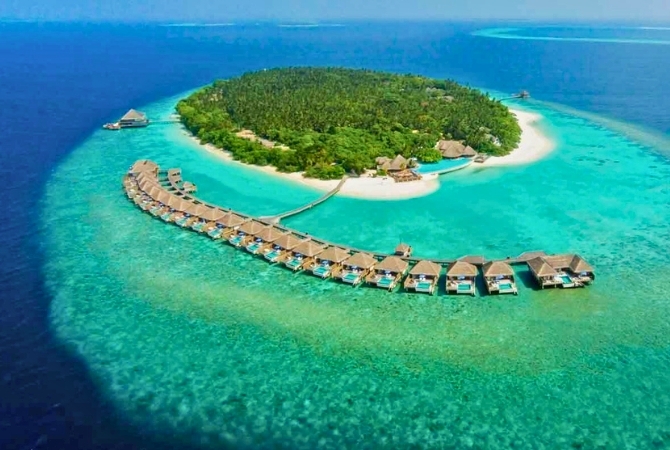 早上悠哉度假時光→前往機場島→飛往新加坡(機上跨夜)